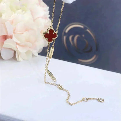 [Love's Uplift]CLOVER  CARNELIAN SINGLE FLOWER BRACELET