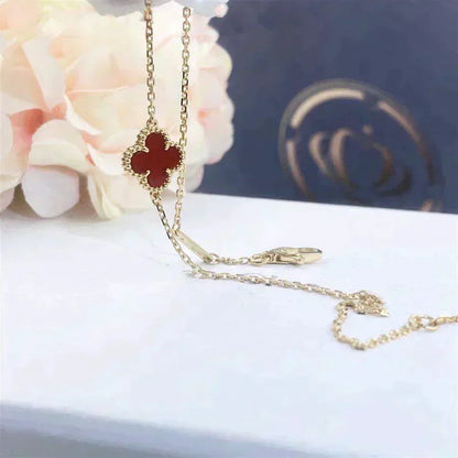 [Love's Uplift]CLOVER  CARNELIAN SINGLE FLOWER BRACELET