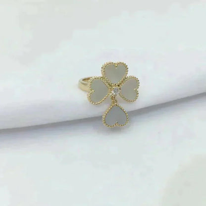[Love's Uplift]SWEET CLOVER WHITE MOP RING