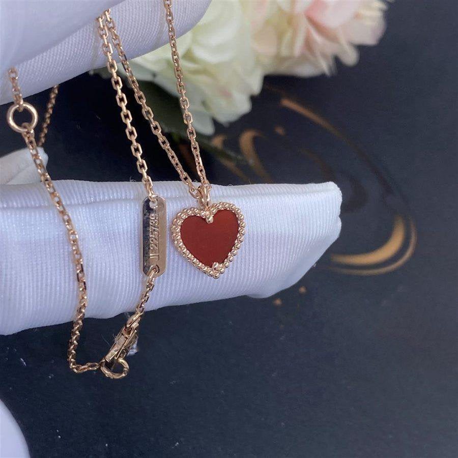 [Love's Uplift]SWEET CLOVER CARNELIAN HEART NECKLACE