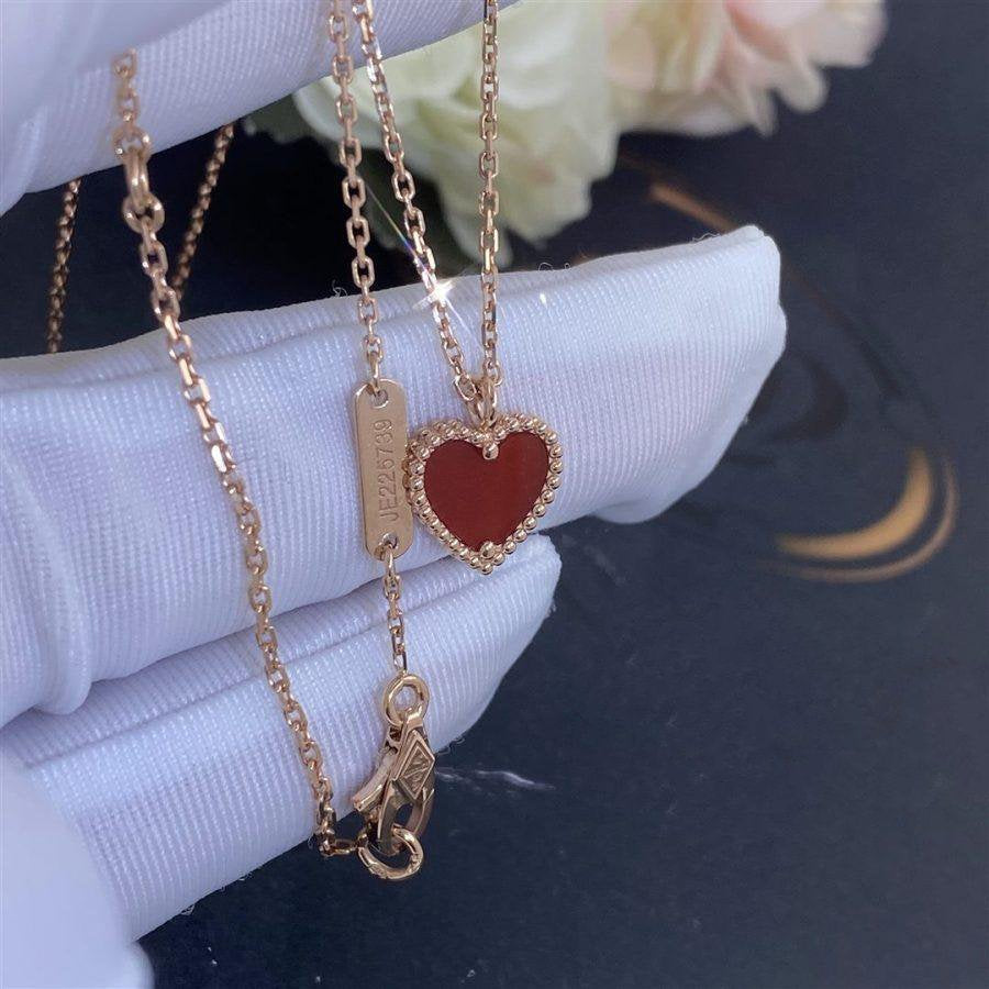 [Love's Uplift]SWEET CLOVER CARNELIAN HEART NECKLACE