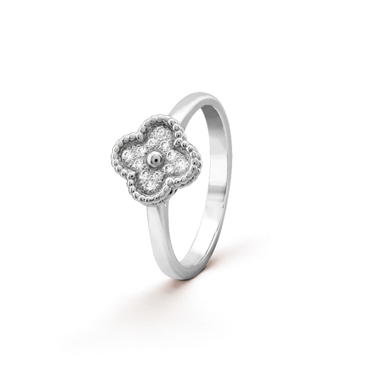 [Love's Uplift]CLOVER DIAMOND RING