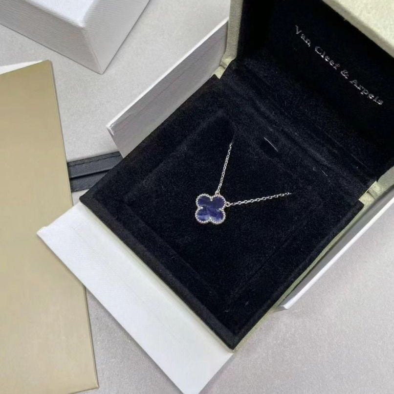 [Love's Uplift]CLOVER 15MM PIETERSITE NECKLACE SILVER