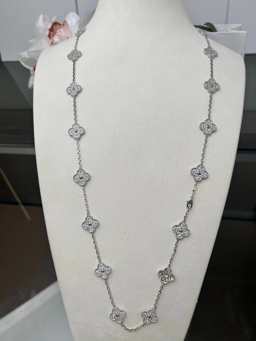 [Love's Uplift]CLOVER 20 MOTIFS DIAMOND SILVER