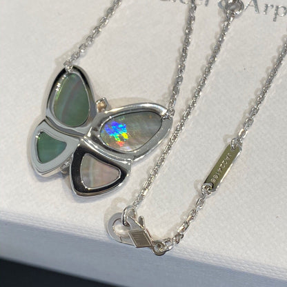 [Love's Uplift]LARGE BUTTERFLY SILVER PENDANT DIAMOND NECKLACE