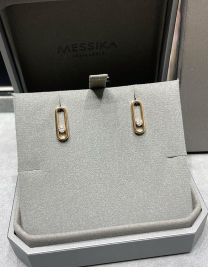 [Love's Uplift ]MOVE UNO SMALL 1 DIAMOND EARRINGS