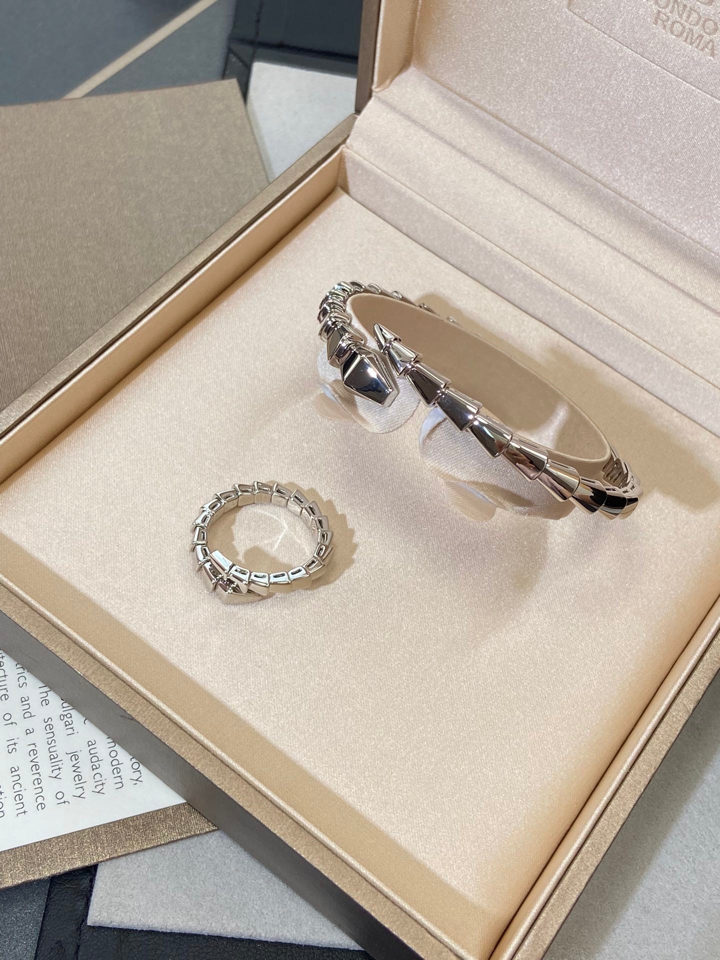 [Love's Uplift]SERPENTI VIPER SILVER BRACELET