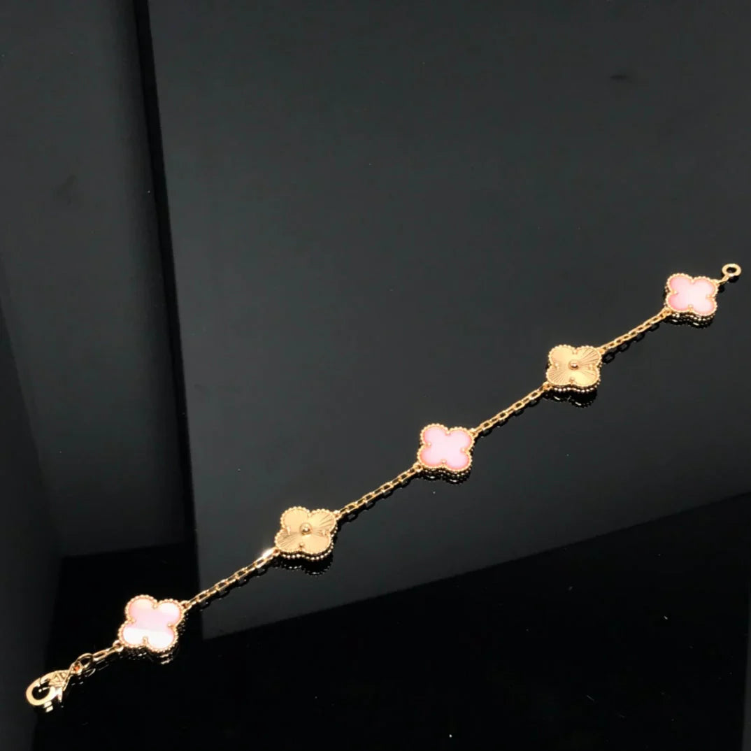 [Love's Uplift] CLOVER 5 MOTIFS  PINK MOP BRACELET COLLECTION