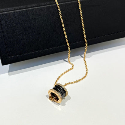 [Love's Uplift]ZERO 1 BLACK CERAMIC DIAMOND PINK GOLD NECKLACE